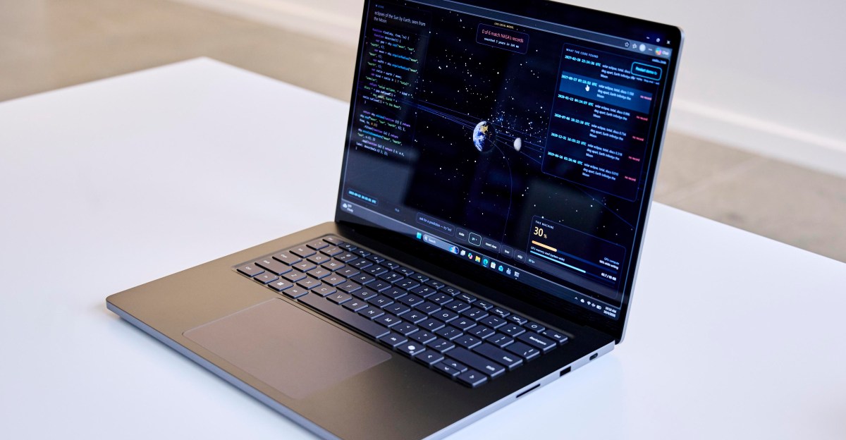 Microsoft releases Surface Laptop Ultra firmware to fix reboot and display problems