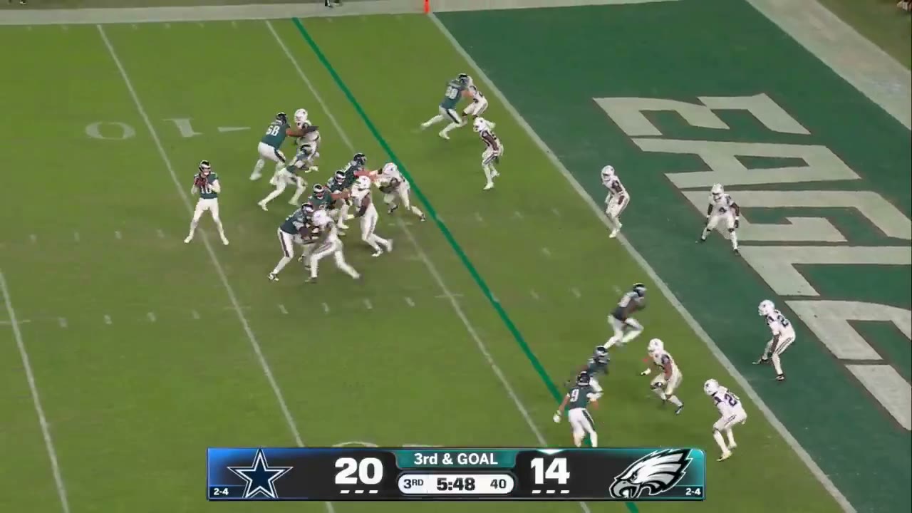 Makai Lemon scores first NFL touchdown to give the lead